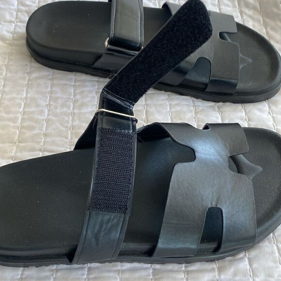 H Velcro slides size 44 NWT adjustable strap for comfort fits 10-11 - Picture 4 of 8